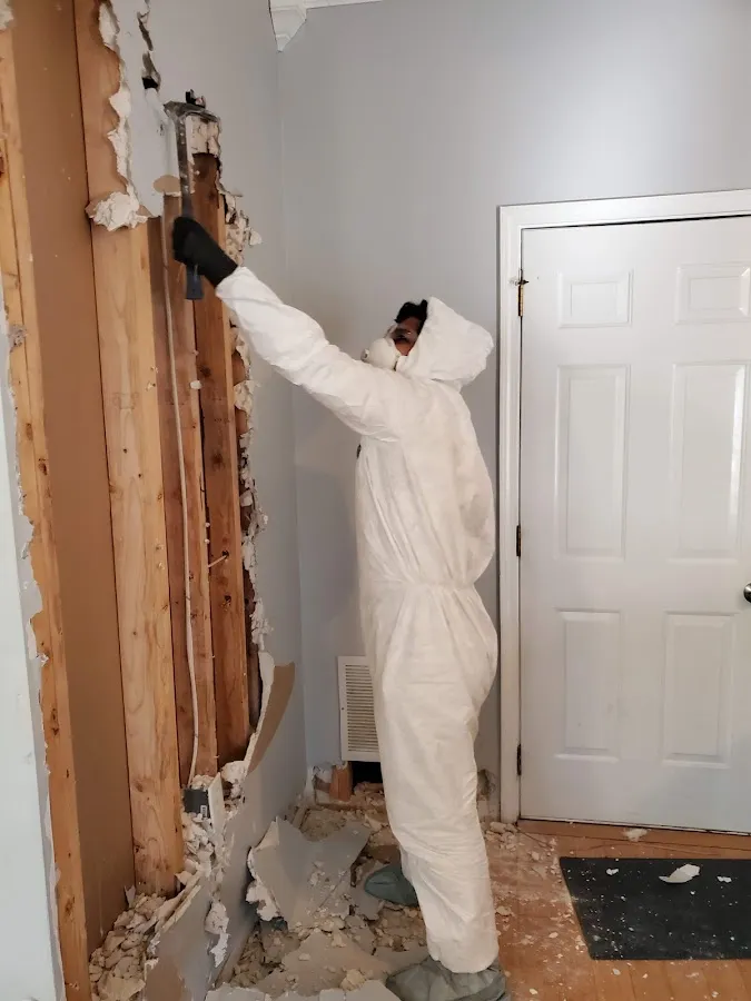 Water Damage Restoration services in Maplewood, WA